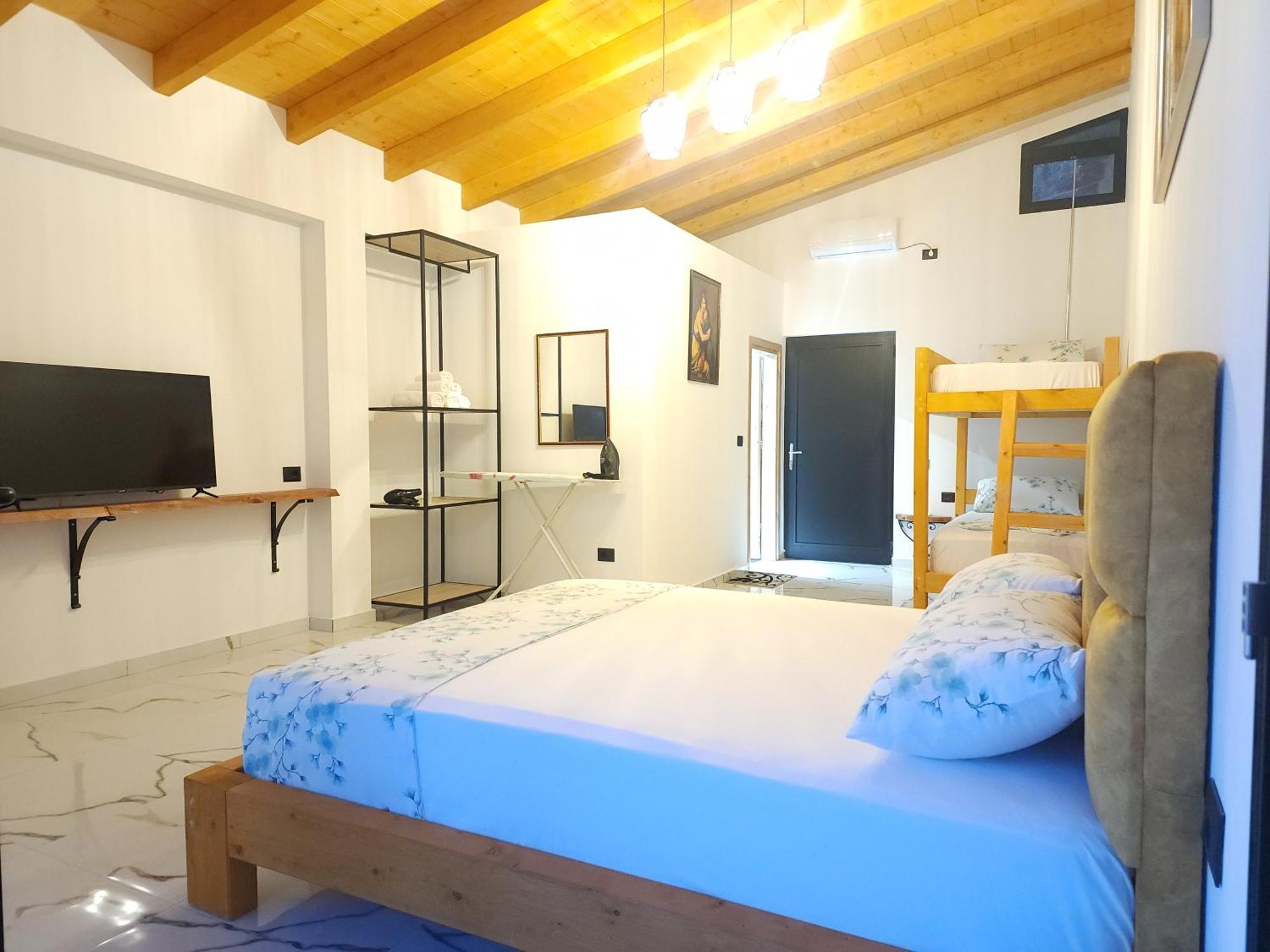 Hotel Panorama Piqeras المظهر الخارجي الصورة