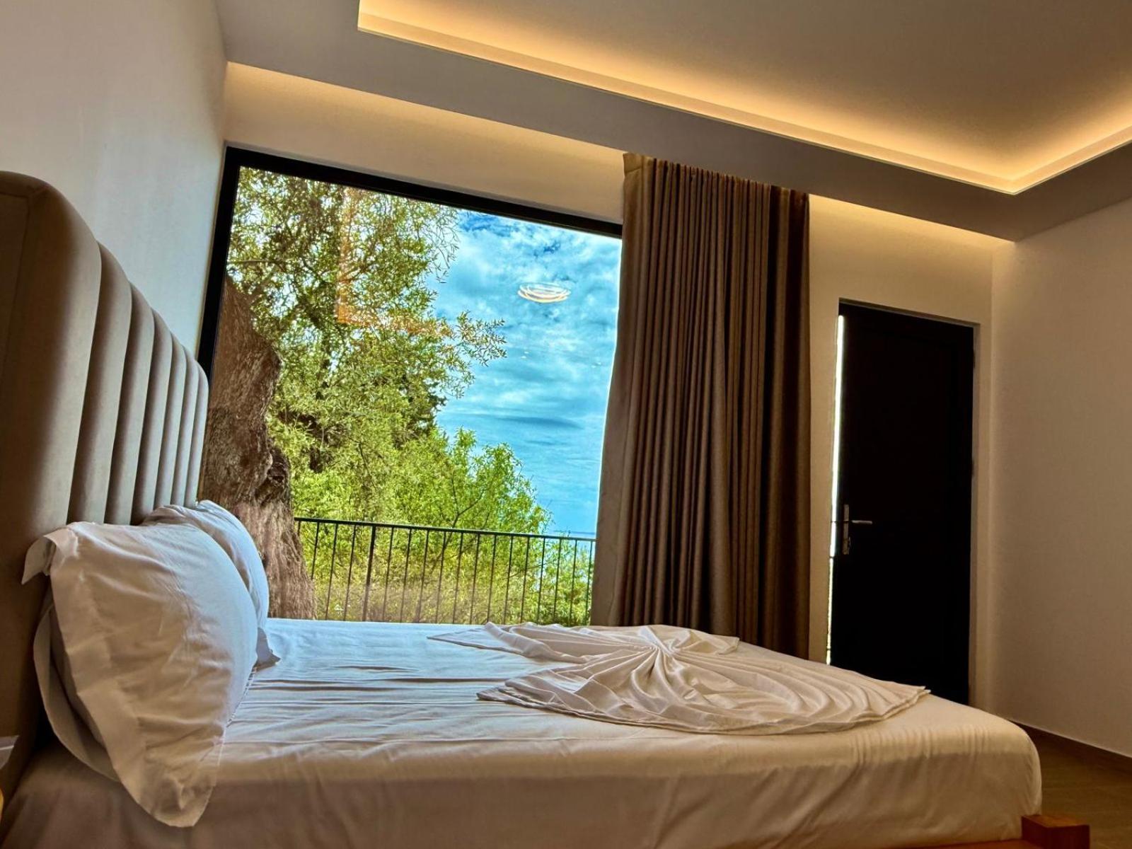 Hotel Panorama Piqeras الغرفة الصورة